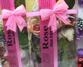 Potpoury (hoa tẩm hương) hương hoa hồng 